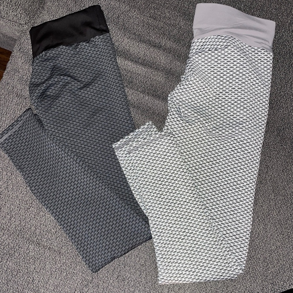 TikTok leggings. Never worn! Size L